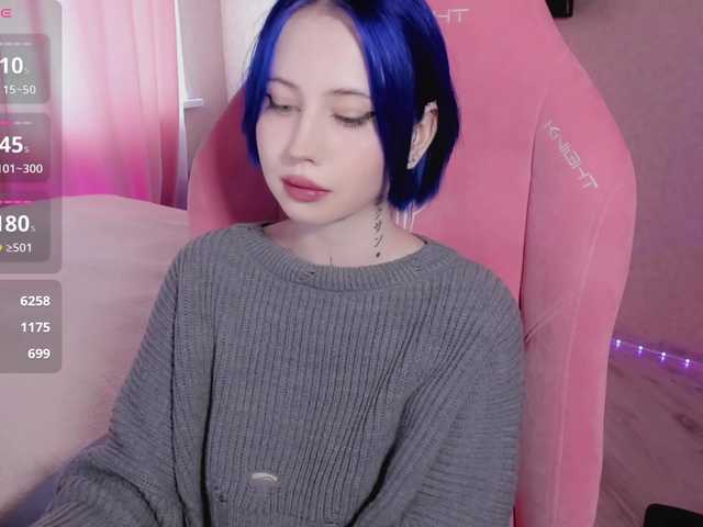 luvsoak's BongaCams show and profile