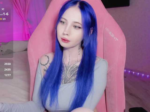 luvsoak's BongaCams show and profile