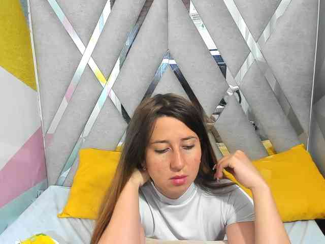 DianaSmiith webcam