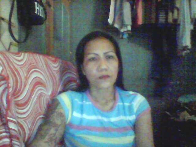 Rarra's BongaCams show and profile