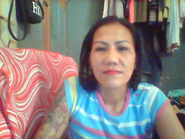 Rarra's BongaCams show and profile