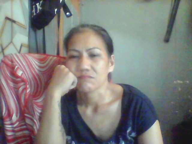 Rarra's BongaCams show and profile