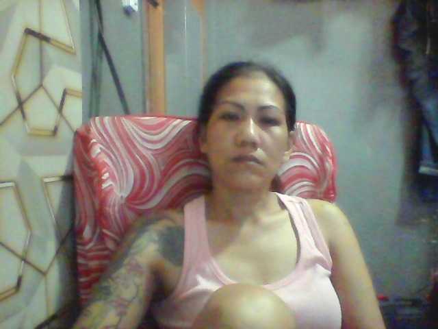 Rarra's BongaCams show and profile