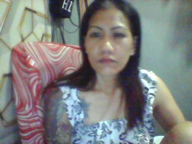 Rarra's BongaCams show and profile