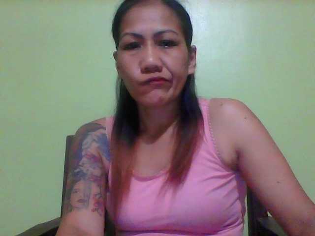 Rarra's BongaCams show and profile