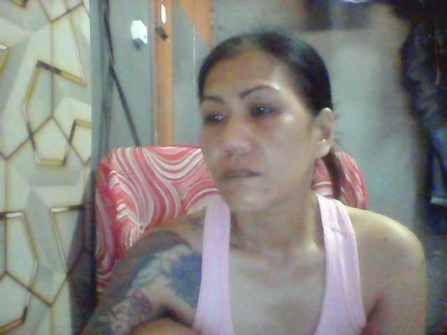 Rarra's BongaCams show and profile