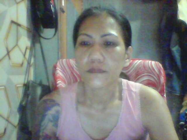 Rarra's BongaCams show and profile