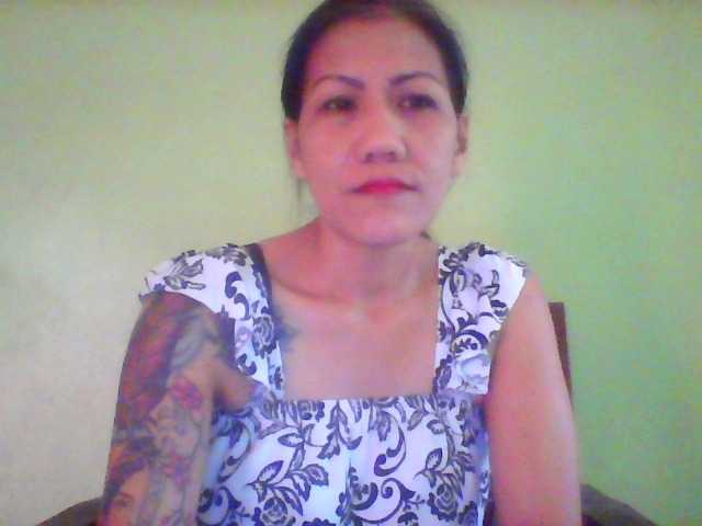 Rarra's BongaCams show and profile