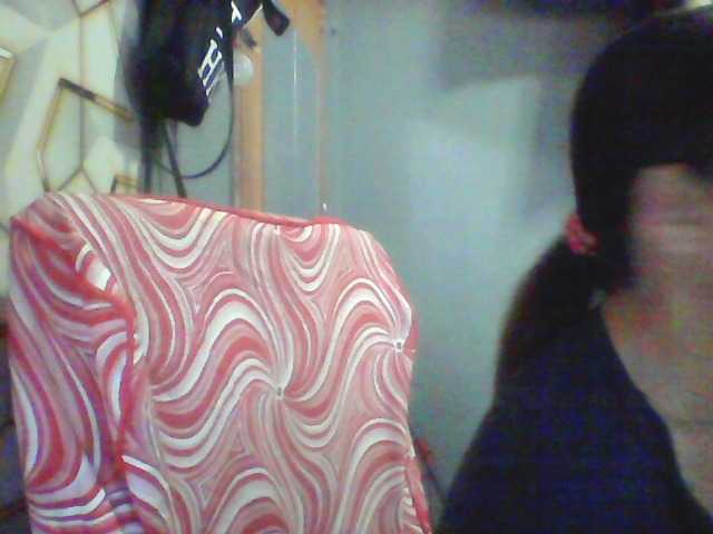 Rarra's BongaCams show and profile