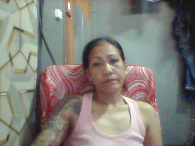 Rarra's BongaCams show and profile