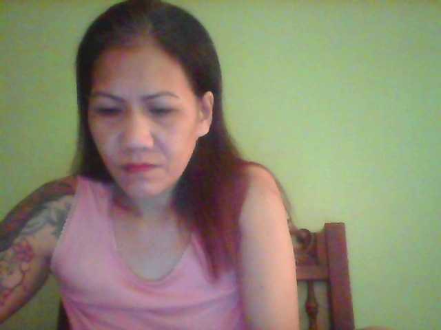 Rarra's BongaCams show and profile