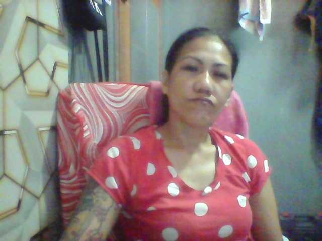 Rarra's BongaCams show and profile