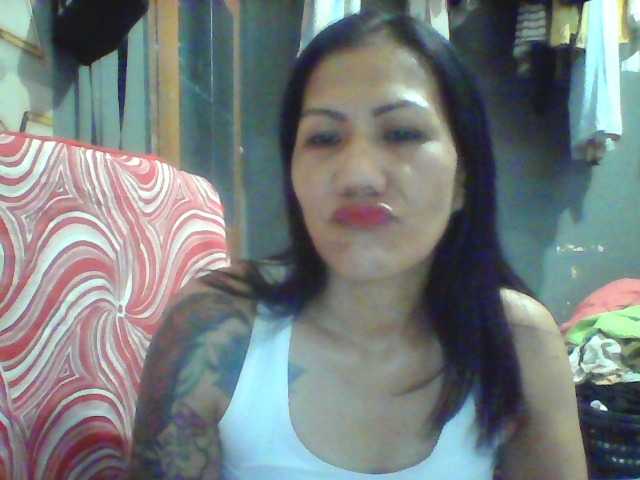 Rarra's BongaCams show and profile