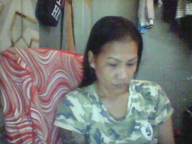 Rarra's BongaCams show and profile