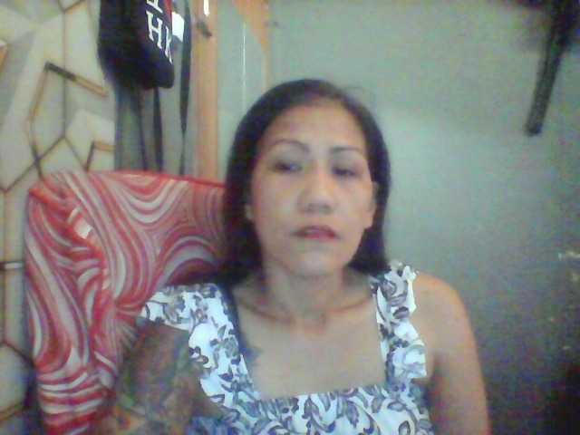 Rarra's BongaCams show and profile