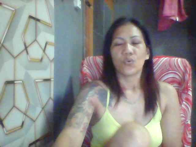 Rarra Live Webcam on BongaCams