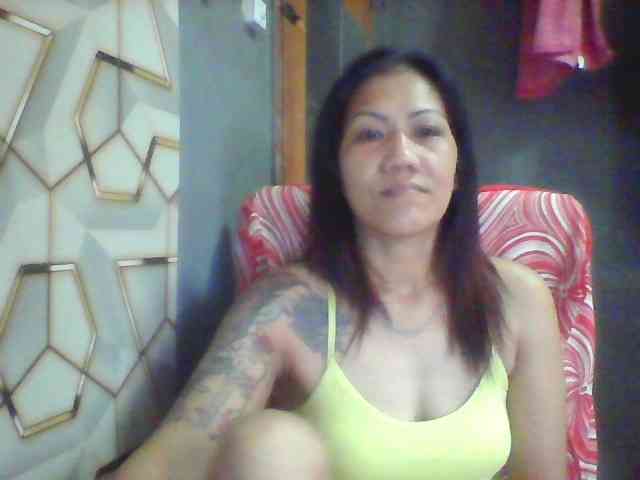 Rarra Live Webcam on BongaCams