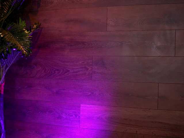 Sex chat gratuit in direct cu KairaAndrews pe BongaCams