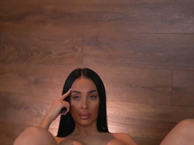 KairaAndrews's BongaCams show and profile