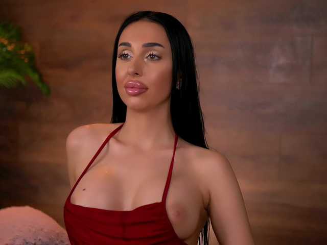 KairaAndrews's BongaCams show and profile