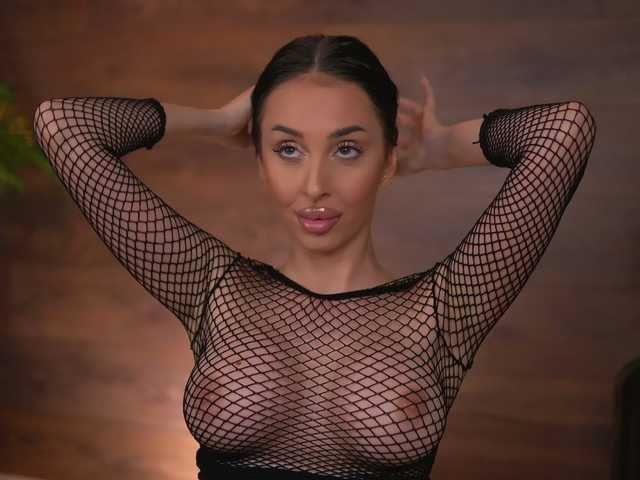 KairaAndrews's BongaCams show and profile