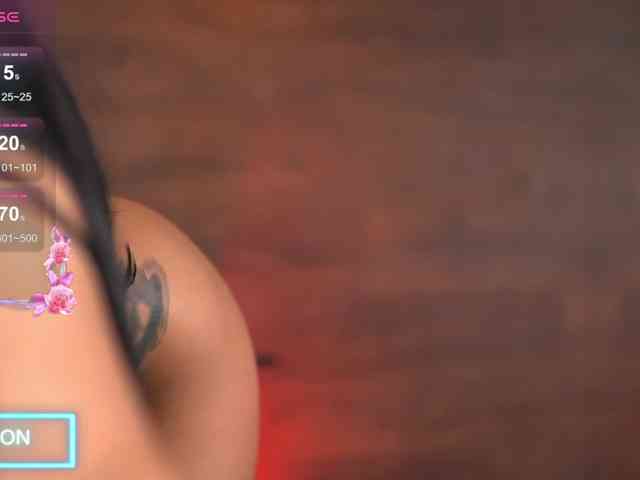 KairaAndrews webcam
