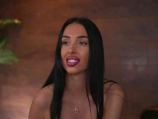 KairaAndrews KairaAndrews