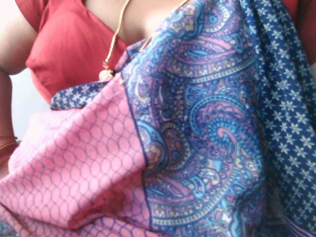 Join cute escort Hotpavitra hotpavitra from BongaCams