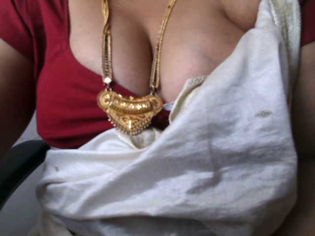 hotpavitra's BongaCams show and profile
