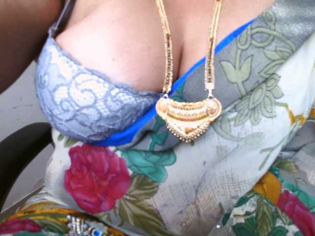 hotpavitra's BongaCams show and profile