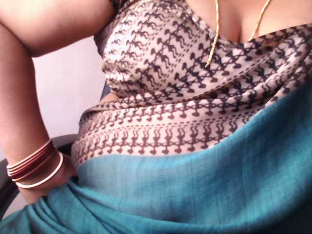 hotpavitra from BongaCams