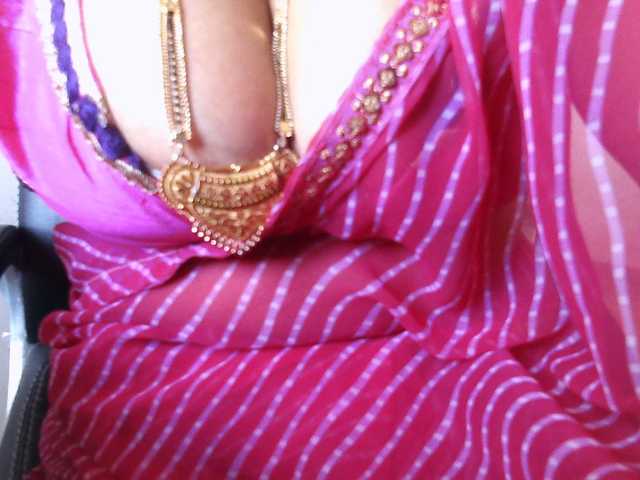 hotpavitra's BongaCams show and profile