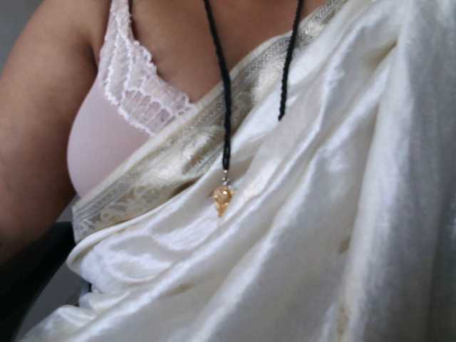 hotpavitra's BongaCams show and profile