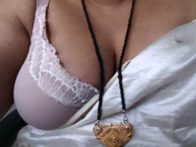 hotpavitra's BongaCams show and profile