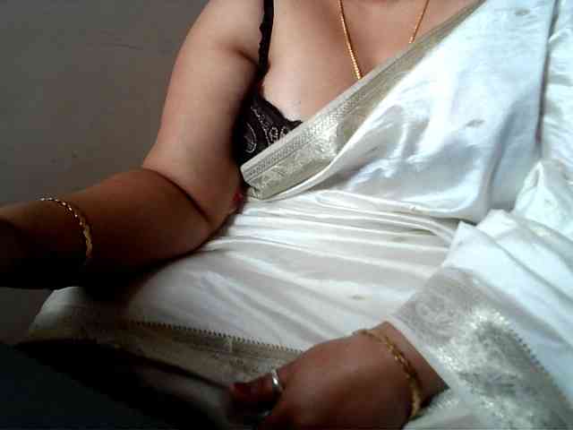 hotpavitra webcam