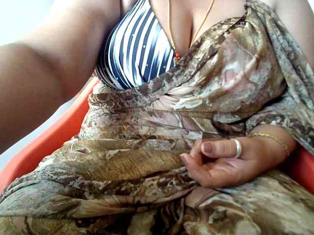 hotpavitra webcam