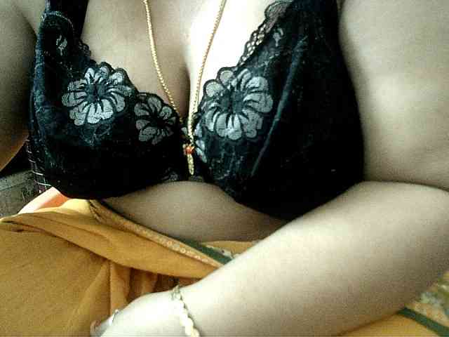 hotpavitra webcam