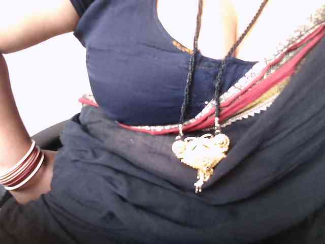 hotpavitra Live Webcam on BongaCams