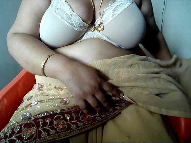 hotpavitra webcam