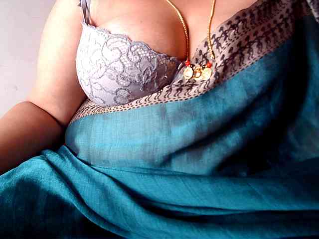 hotpavitra webcam