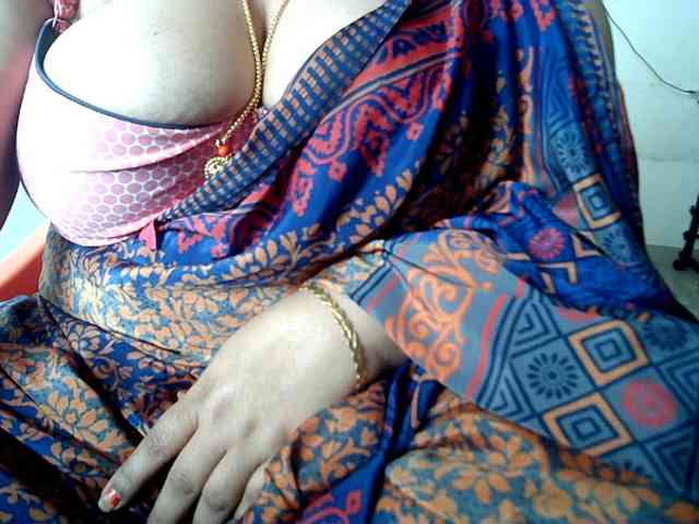 hotpavitra webcam