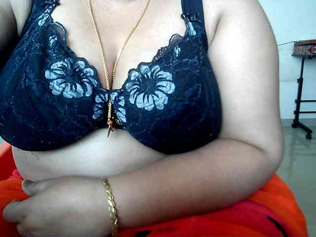hotpavitra webcam
