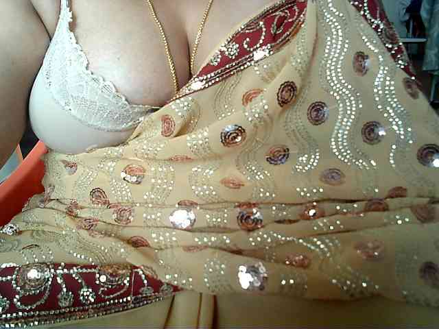 hotpavitra webcam