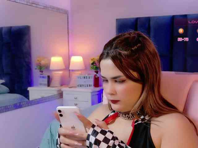 LindayTaylor LindayTaylor