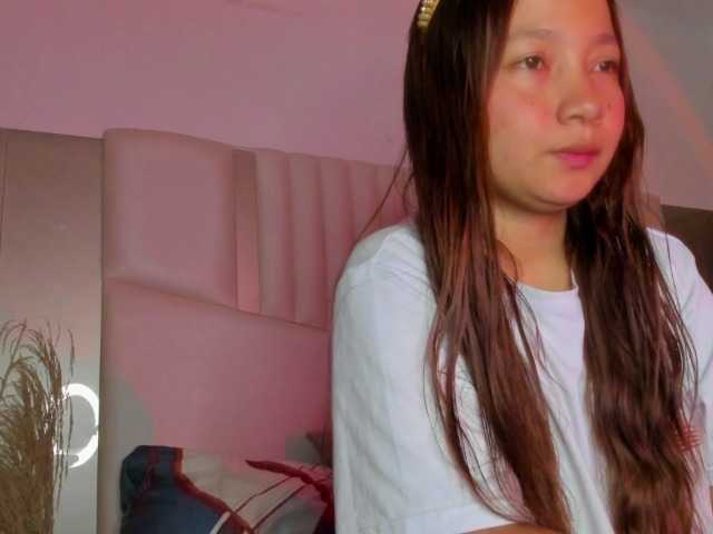queen-angelique webcam bongacams model stream image