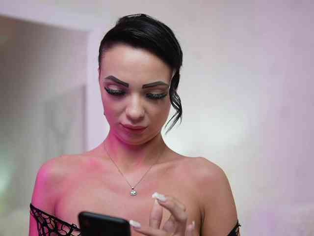MaraJolie webcam