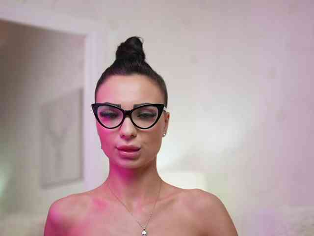MaraJolie webcam