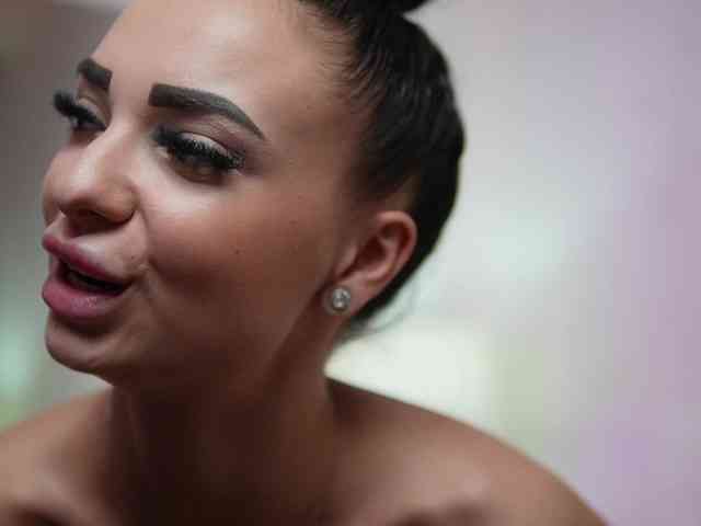 MaraJolie webcam