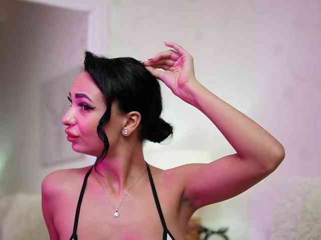 nude webcam chatroom MaraJolie