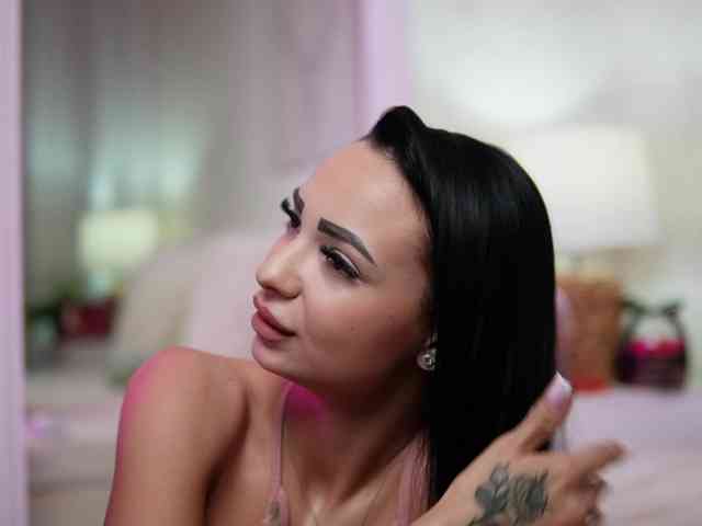 MaraJolie webcam